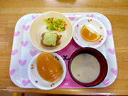 給食